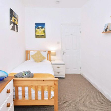 Stoke-on-Trent 타운하우스 @ 핸리 로드 스토크 B&B 외부 사진