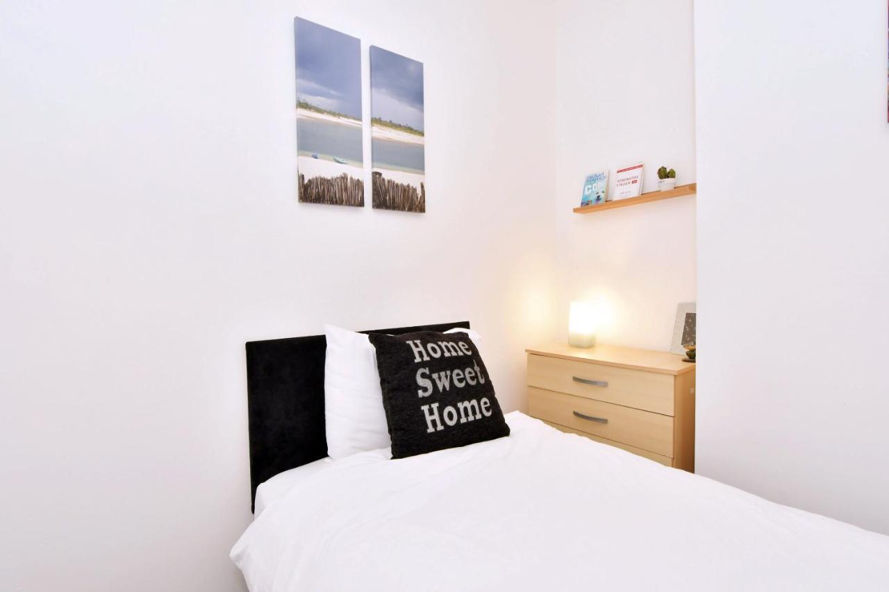 Stoke-on-Trent 타운하우스 @ 핸리 로드 스토크 B&B 외부 사진